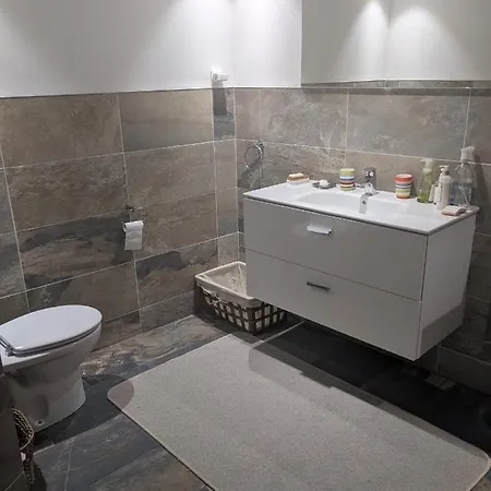 D'hote La Fontaine Bed and breakfast Saint-Michel-Lapujade