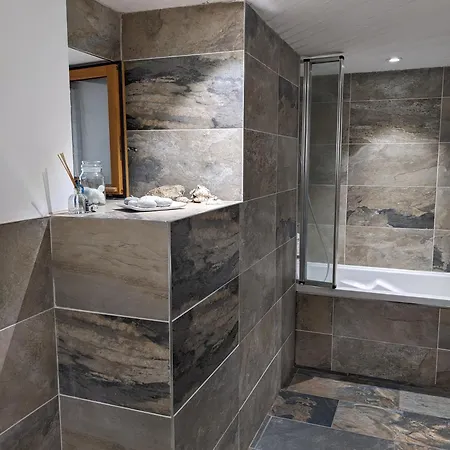 ベッド・アンド・ブレックファスト D'hote La Fontaine 3*