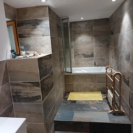D'hote La Fontaine Bed and breakfast Saint-Michel-Lapujade